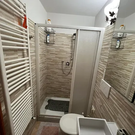 A Casa Di Nonna Elza Апартаменты Специя