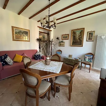 Апартаменты A Casa Di Nonna Elza